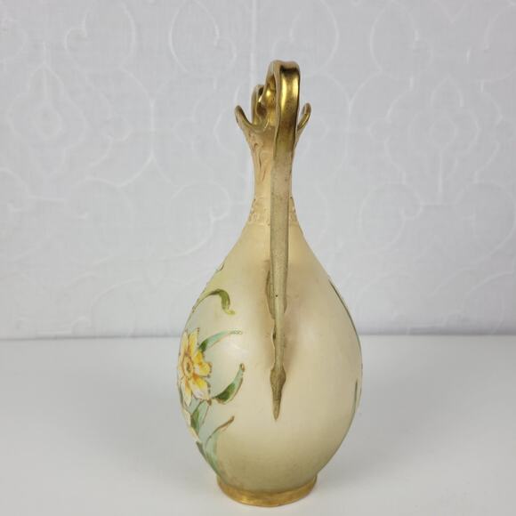 Turn Teplitz Bohemia Vase Ivory Floral Porcelain Amphora Elegant Art Nouveau 9" - Picture 6 of 16